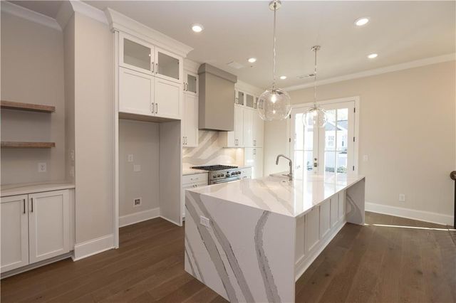 220 Midnight Oak Run 2, Alpharetta, GA 30009