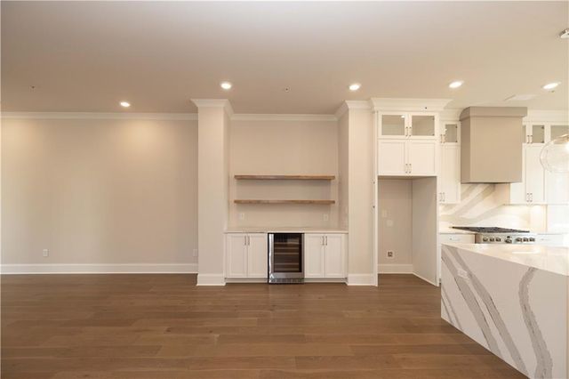 220 Midnight Oak Run 2, Alpharetta, GA 30009