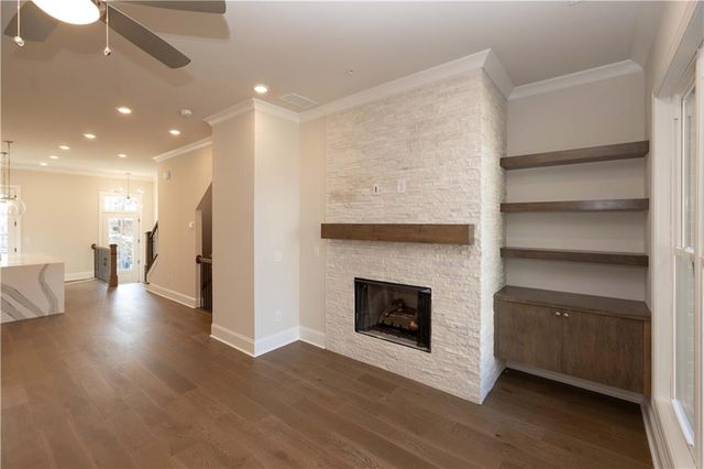 220 Midnight Oak Run 2, Alpharetta, GA 30009