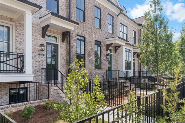 220 Midnight Oak Run 2, Alpharetta, GA 30009
