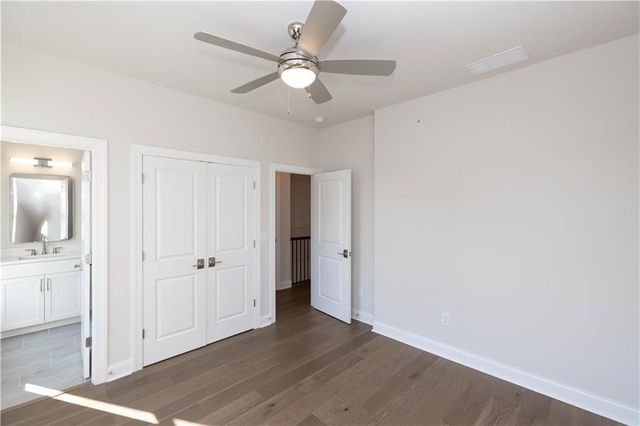 220 Midnight Oak Run 2, Alpharetta, GA 30009