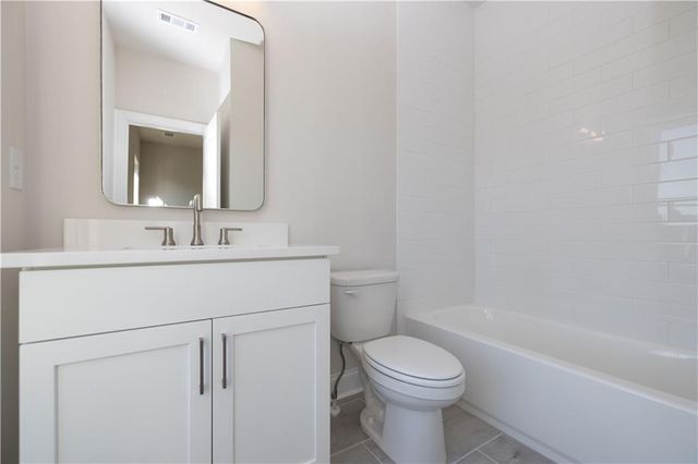 220 Midnight Oak Run 2, Alpharetta, GA 30009