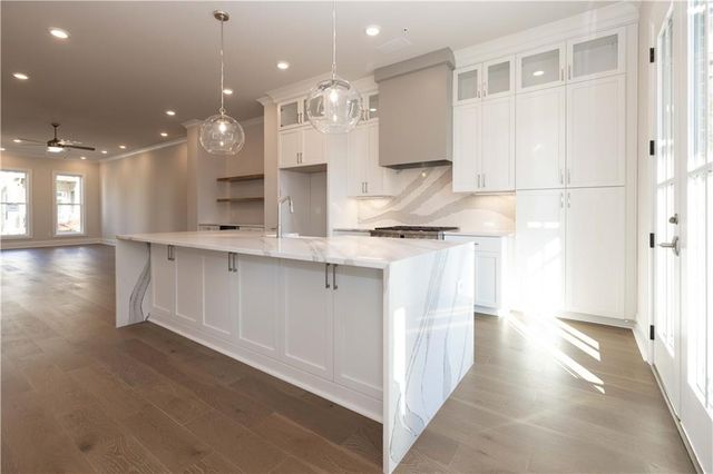 220 Midnight Oak Run 2, Alpharetta, GA 30009