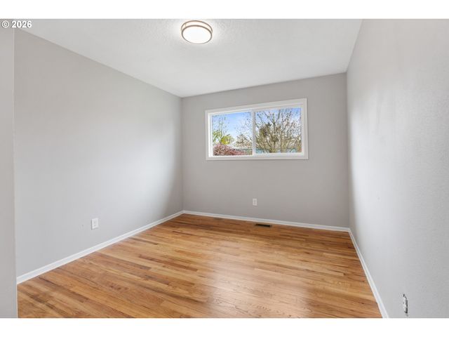 3911 N ATTU St, Portland, OR 97217