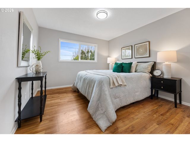 3911 N ATTU St, Portland, OR 97217