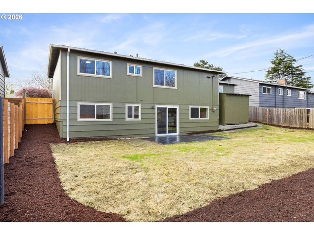 3911 N ATTU St, Portland, OR 97217