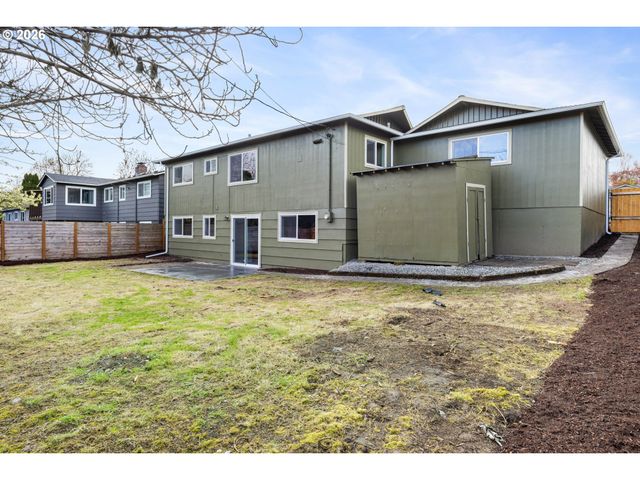 3911 N ATTU St, Portland, OR 97217