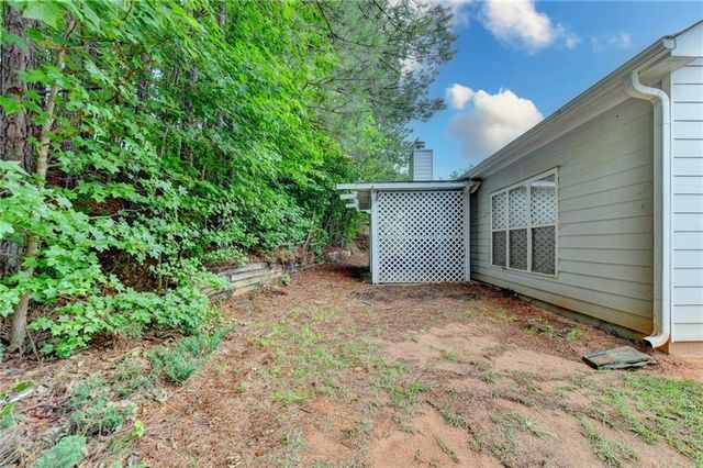 4940 Rolling Rock Drive, Buford, GA 30518