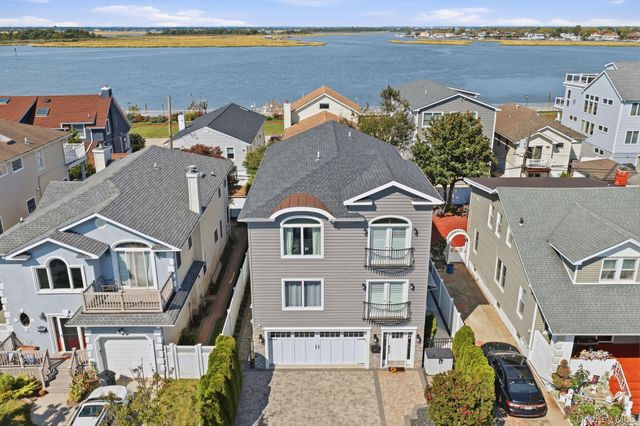 241 W Pine Street, Long Beach, NY 11561
