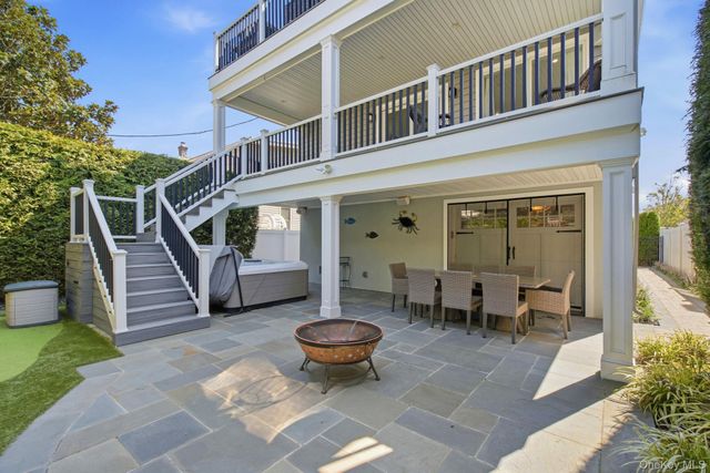 241 W Pine Street, Long Beach, NY 11561