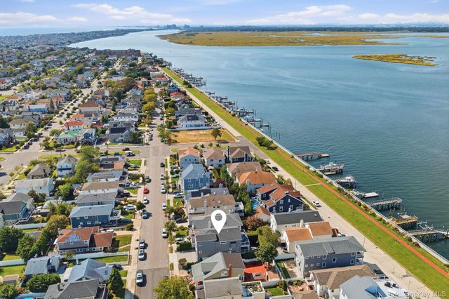 241 W Pine Street, Long Beach, NY 11561