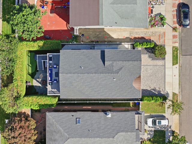 241 W Pine Street, Long Beach, NY 11561