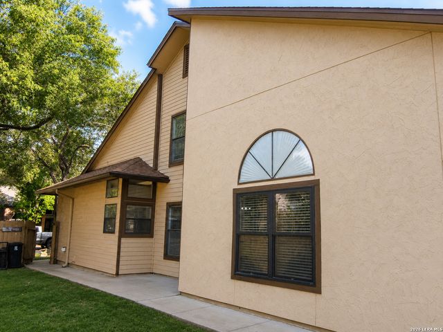 3402 SERENE GRV, San Antonio, TX 78247