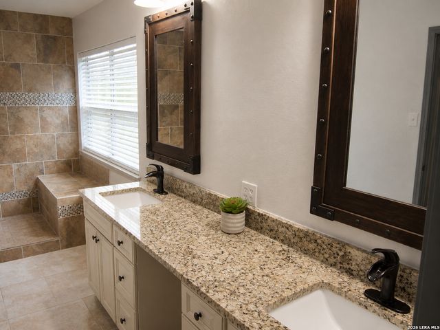 3402 SERENE GRV, San Antonio, TX 78247