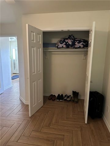 6 Roessler Lane, Bella Vista, AR 72715