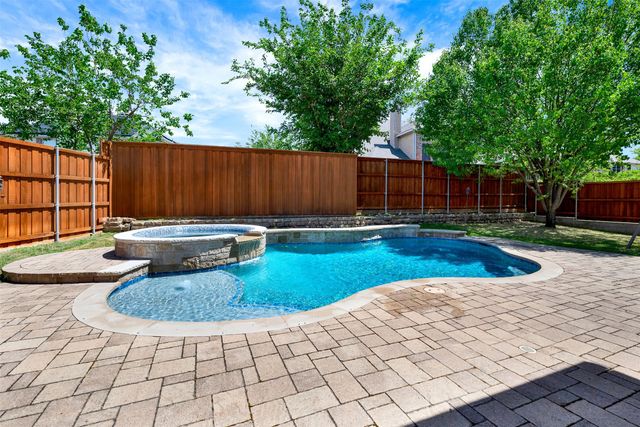 1020 Oriole Drive, Murphy, TX 75094