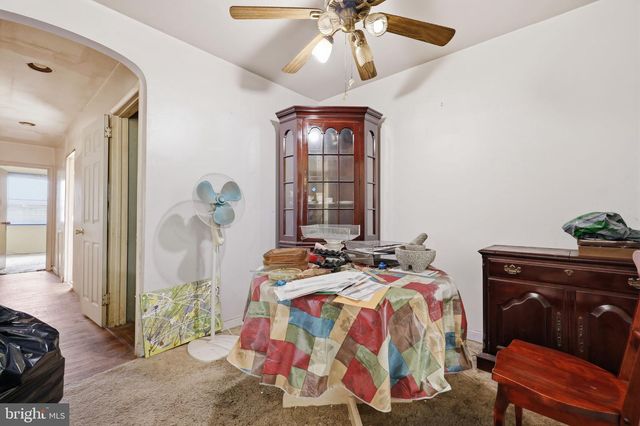 2111 OAKMONT ST, Philadelphia, PA 19152