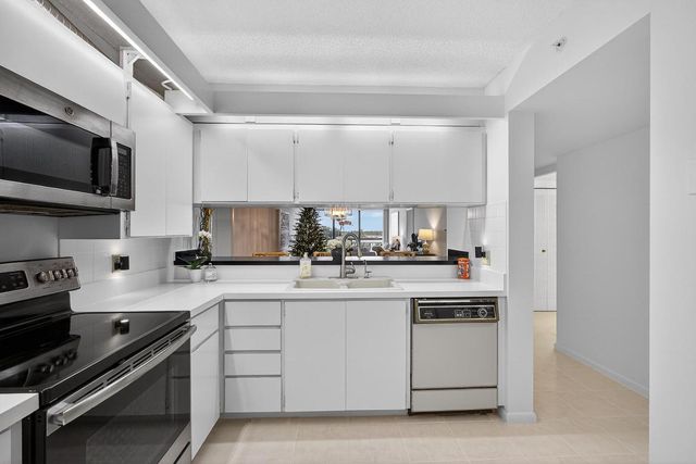 1801 Marina Isle Way 502, Jupiter, FL 33477