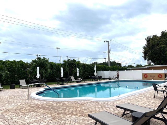 255 Main Boulevard D, Boynton Beach, FL 33435