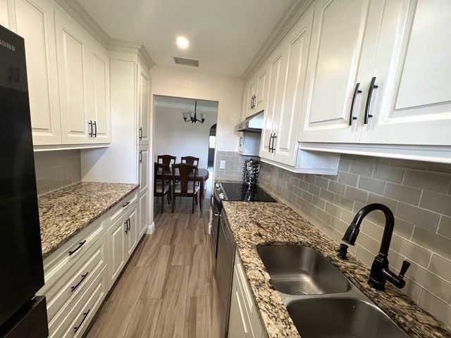 255 Main Boulevard D, Boynton Beach, FL 33435