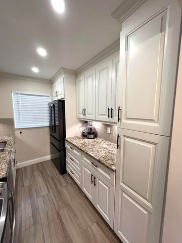 255 Main Boulevard D, Boynton Beach, FL 33435