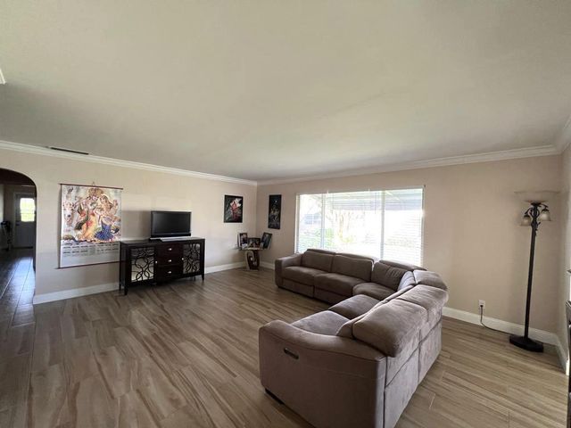 255 Main Boulevard D, Boynton Beach, FL 33435
