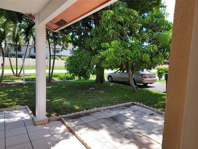 7927 NW 50th Street, Lauderhill, FL 33351