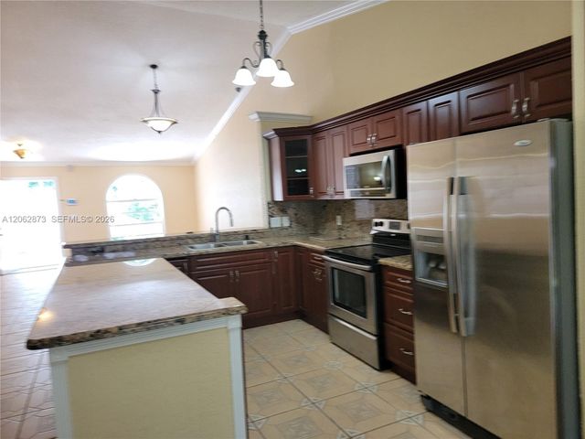 7927 NW 50th Street, Lauderhill, FL 33351