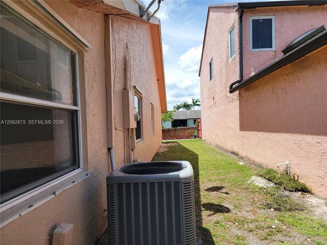 7927 NW 50th Street, Lauderhill, FL 33351