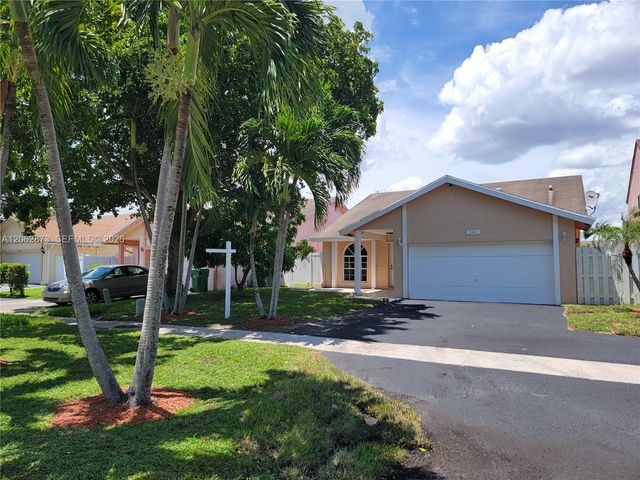 7927 NW 50th Street, Lauderhill, FL 33351