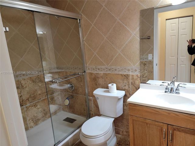 7927 NW 50th Street, Lauderhill, FL 33351