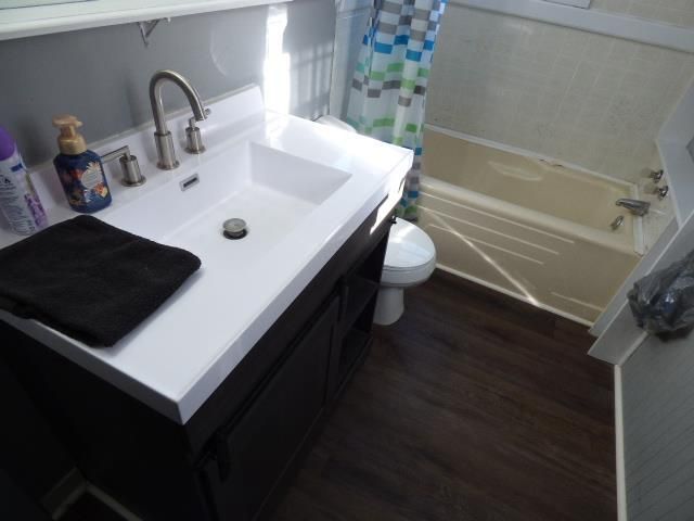 827 Garfield Avenue, Beloit, WI 53511