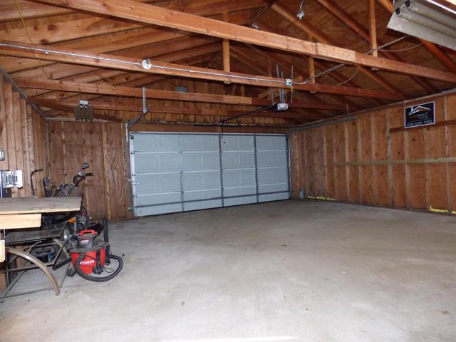 827 Garfield Avenue, Beloit, WI 53511