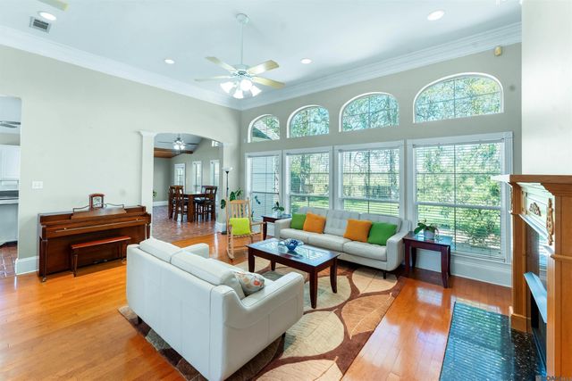 3660 Westervelt Ave, Baton Rouge, LA 70820