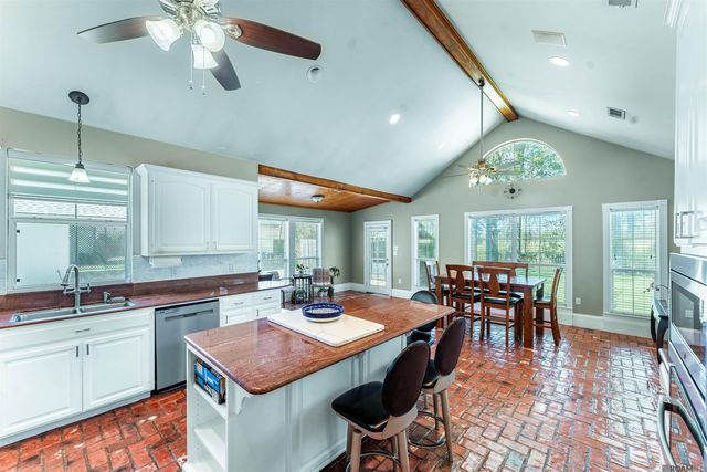 3660 Westervelt Ave, Baton Rouge, LA 70820