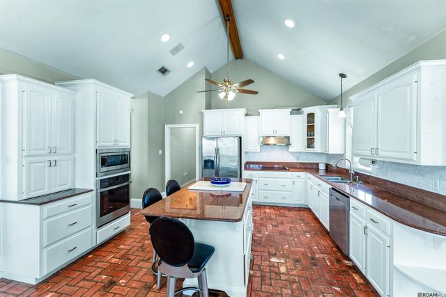 3660 Westervelt Ave, Baton Rouge, LA 70820