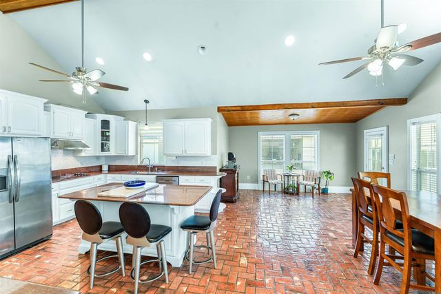 3660 Westervelt Ave, Baton Rouge, LA 70820