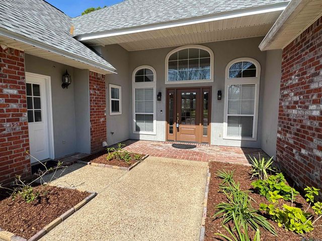 3660 Westervelt Ave, Baton Rouge, LA 70820