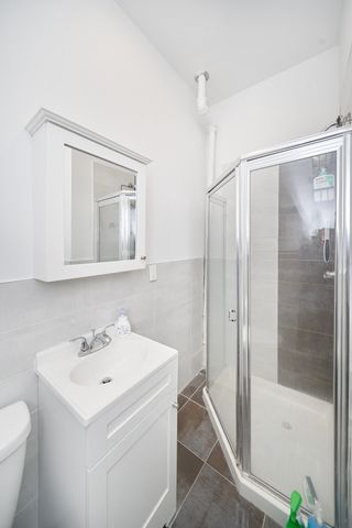 331 W 43rd Street 1BB, New York City, NY 10036