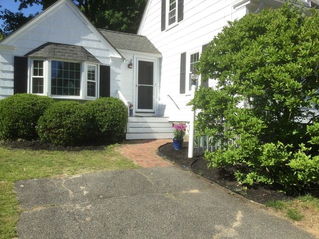 114 Chestnut Street, Andover, MA 01810
