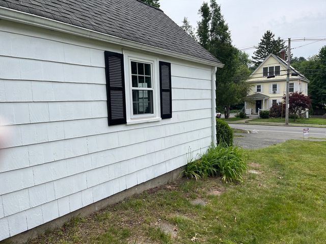 114 Chestnut Street, Andover, MA 01810