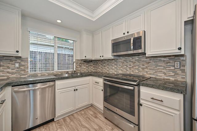 6501 Addington Ct, Orangevale, CA 95662
