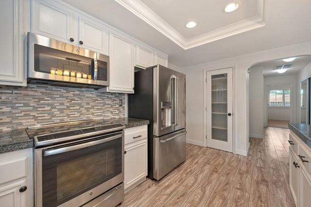 6501 Addington Ct, Orangevale, CA 95662