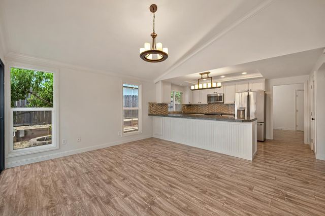 6501 Addington Ct, Orangevale, CA 95662