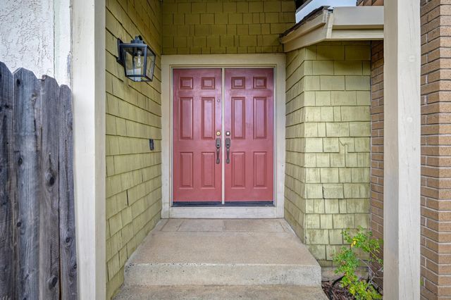 6501 Addington Ct, Orangevale, CA 95662