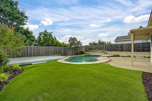 6501 Addington Ct, Orangevale, CA 95662