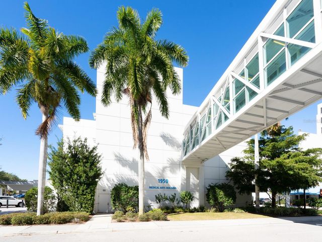1509 FLOWER DRIVE, Sarasota, FL 34239