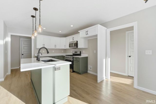 1439 Din Cove, Huntertown, IN 46748