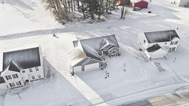 1439 Din Cove, Huntertown, IN 46748