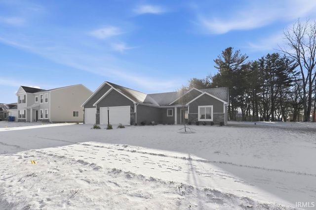 1439 Din Cove, Huntertown, IN 46748